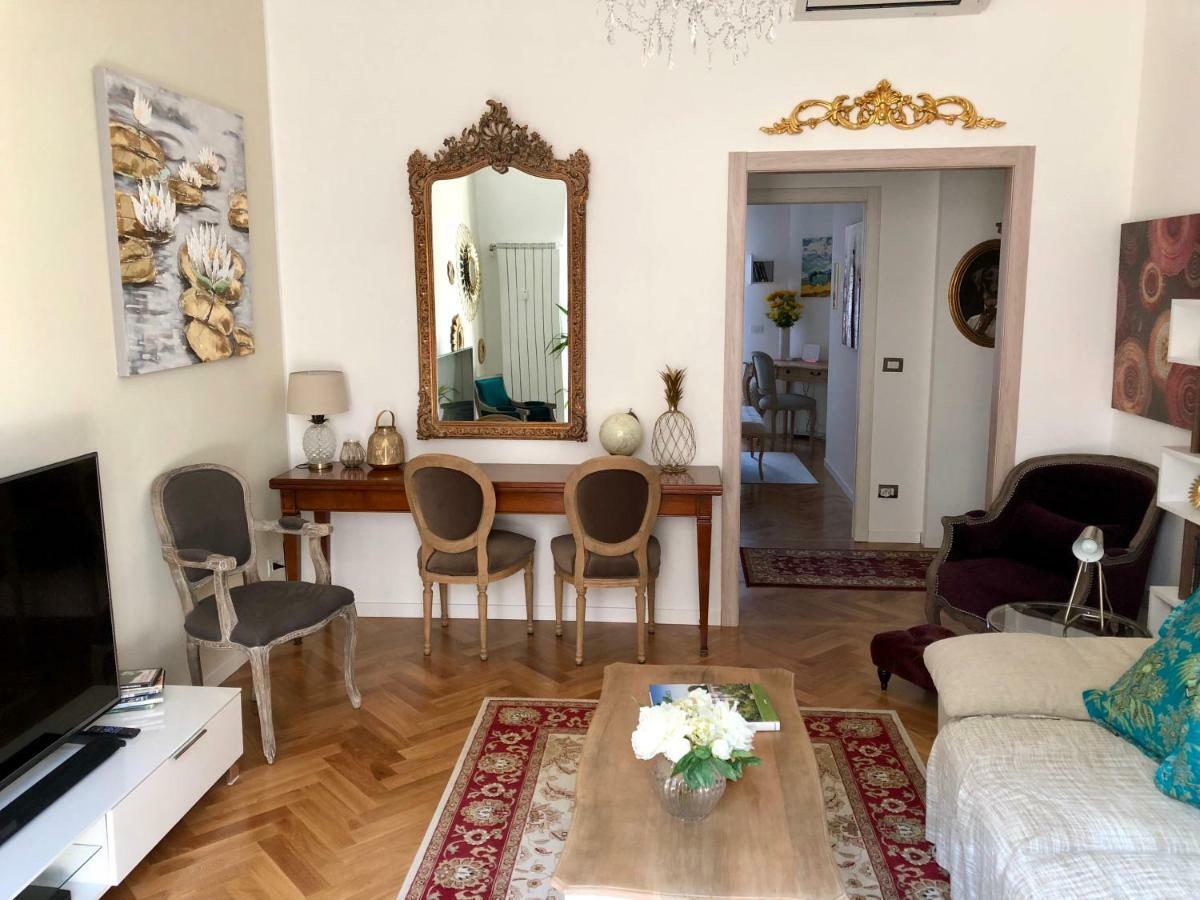 Milanese Luxury Apartment Екстер'єр фото